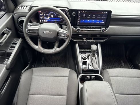 Used 2024 Chevrolet Colorado Trail Boss w/ Technology Package AWD/4WD image 22
