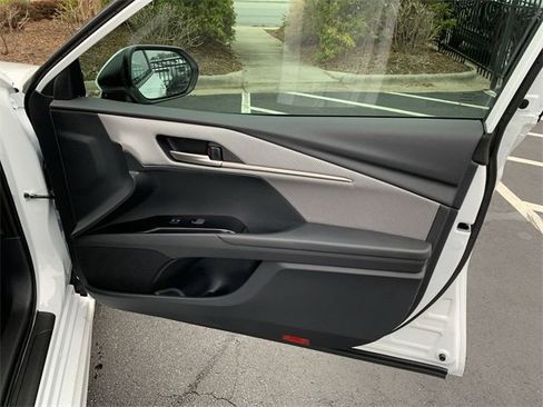 New 2026 Toyota Camry SE image 13