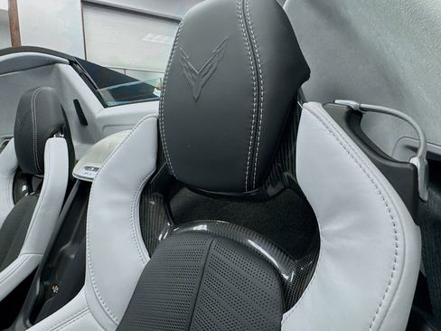 Used 2023 Chevrolet Corvette Stingray Premium Conv w/ 3LT image 19