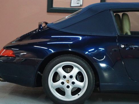 Used 1995 Porsche 911 Carrera image 17
