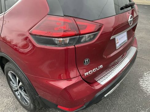 Used 2019 Nissan Rogue SV w/ Sun & Sound Touring Package image 29