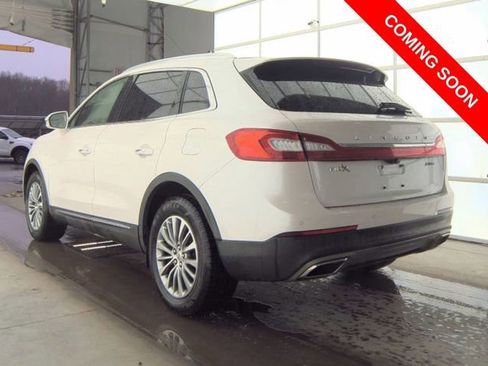 Used 2017 Lincoln MKX Select w/ Select Plus Package image 3