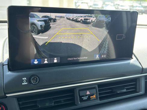 New 2026 Honda Pilot Sport image 9