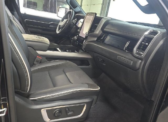Used 2025 RAM 1500 Laramie w/ Night Edition AWD/4WD image 12