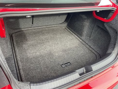 Used 2019 Volkswagen Jetta S w/ Driver Assistance Package image 33