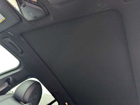 Used 2022 BMW X5 xDrive40i w/ M Sport Package AWD/4WD image 15