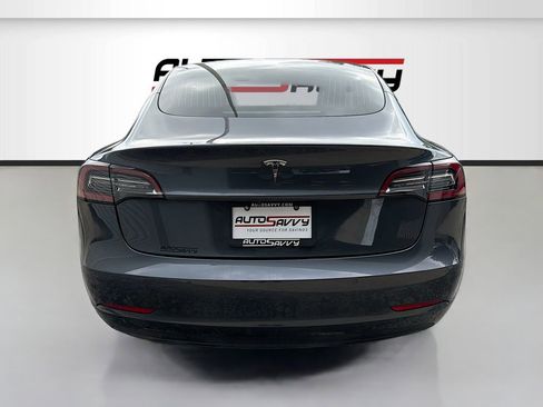 Used 2020 Tesla Model 3 Standard Range Plus RWD image 6