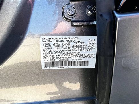 Used 2025 Acura MDX A-Spec AWD/4WD image 38