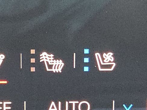 New 2026 GMC Yukon Elevation image 9