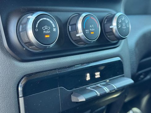 Used 2019 RAM 1500 Big Horn image 44