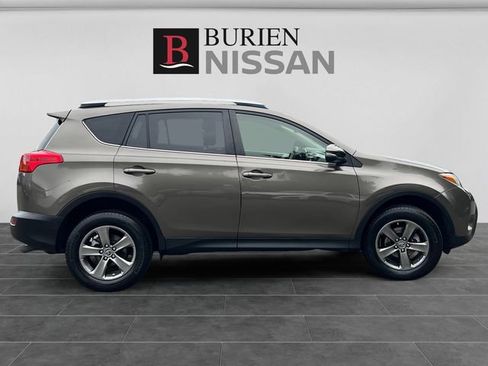 Used 2015 Toyota RAV4 XLE AWD/4WD image 6
