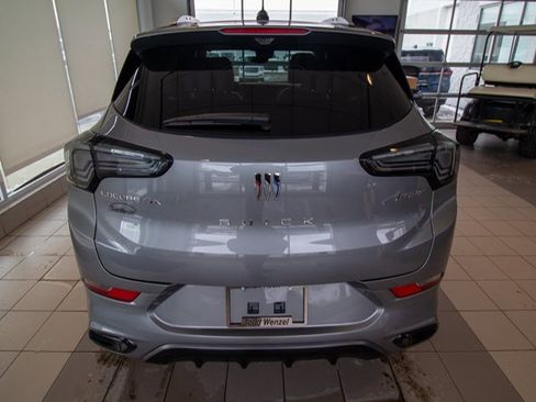 Used 2024 Buick Encore GX Avenir w/ Avenir Technology Package image 6