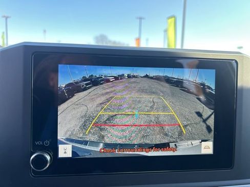 Used 2025 Toyota Tacoma SR5 image 21