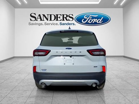 New 2026 Ford Escape SE w/ PHEV Premium Package image 2