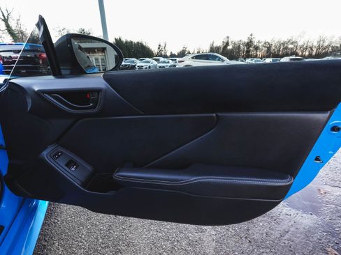 Used 2022 Toyota GR86 Premium image 11