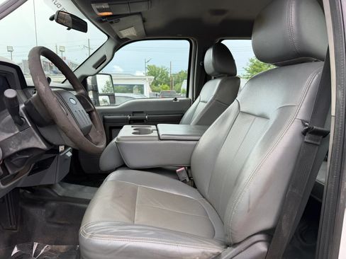 Used 2014 Ford F450 XL w/ Power Equipment Group AWD/4WD image 9