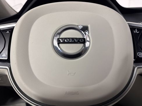 Used 2023 Volvo XC90 T8 Ultimate image 34