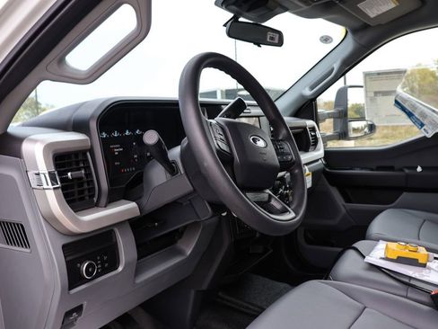 New 2025 Ford F450 XL w/ XL Chrome Package image 20