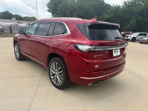 Used 2025 Buick Enclave Avenir w/ Super Cruise Package AWD/4WD image 9