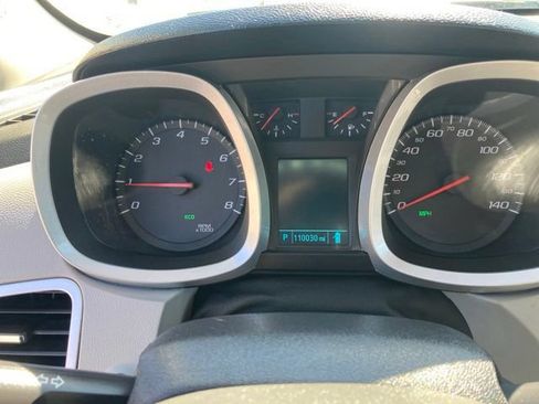 Used 2017 Chevrolet Equinox LS FWD image 26