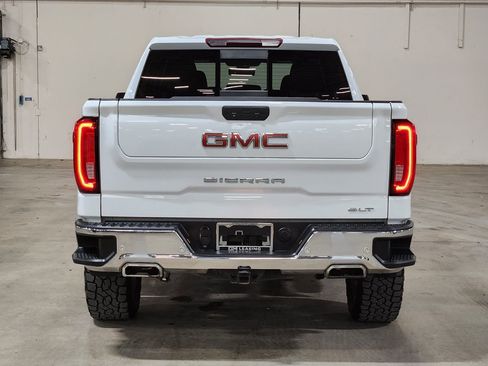 Used 2021 GMC Sierra 1500 SLT image 10