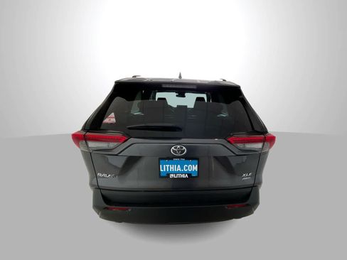 Used 2025 Toyota RAV4 XLE AWD/4WD image 7