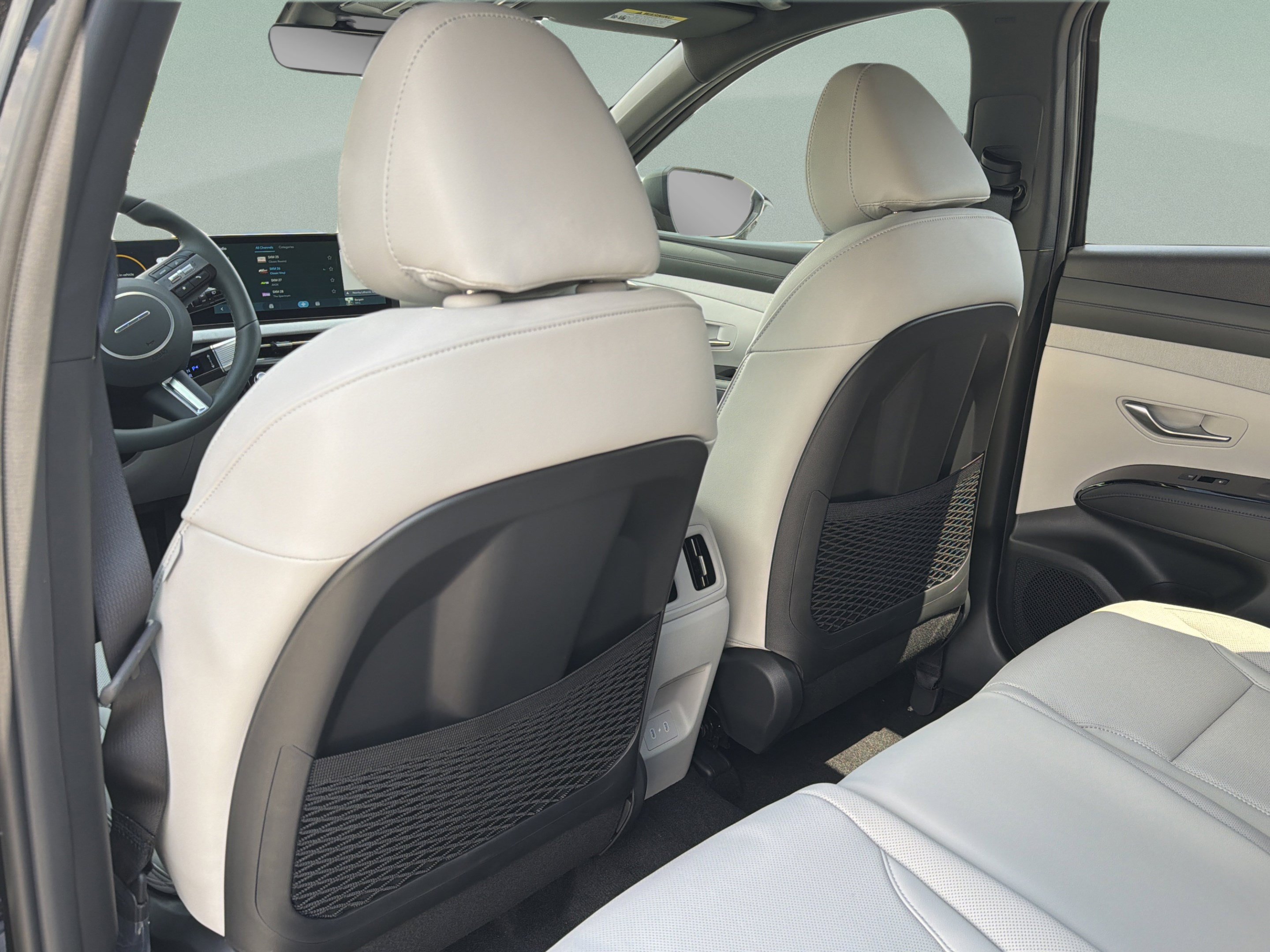 New 2026 Hyundai Tucson Limited FWD image 9