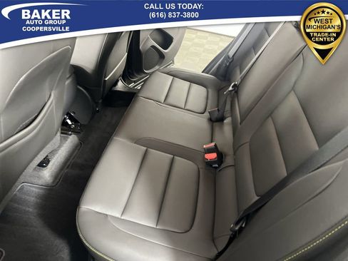 Used 2025 Chevrolet TrailBlazer ACTIV image 24