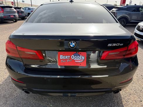 Used 2019 BMW 530e w/ Convenience Package RWD image 4