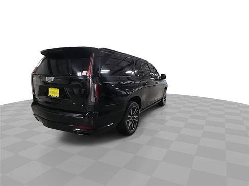 Used 2021 Cadillac Escalade ESV Sport w/ Driver Assist Tech Package AWD/4WD image 8