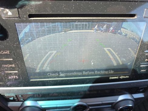Used 2015 Subaru Outback 2.5i Premium AWD/4WD image 4