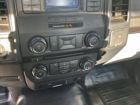 Used 2017 Ford F150 XL w/ Equipment Group 101A Mid image 15