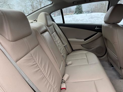 Used 2011 Nissan Altima 2.5 SL w/ 2.5SL Pkg image 38