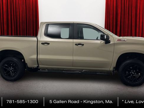 Used 2022 Chevrolet Silverado 1500 LT Trail Boss w/ LT Trail Boss Premium Package AWD/4WD image 4