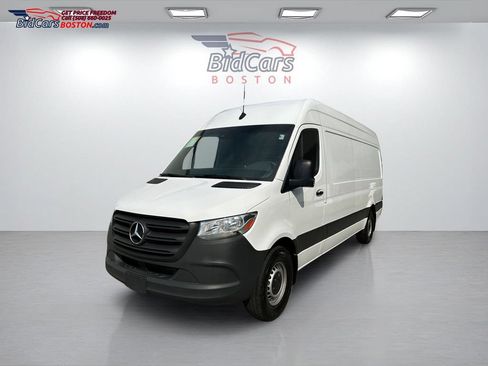 Used 2023 Mercedes-Benz Sprinter 2500 image 1