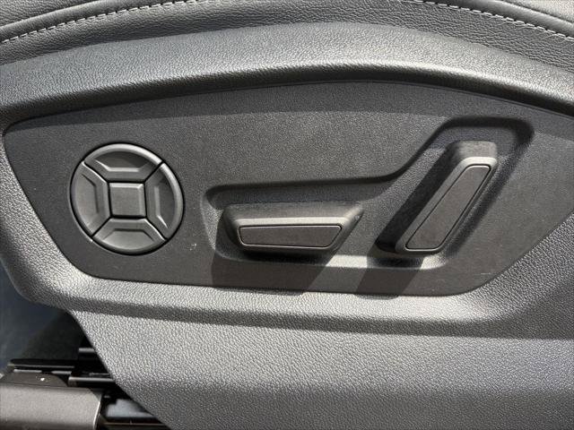 Certified 2025 Audi Q8 Premium w/ Black Optic Package AWD/4WD image 11