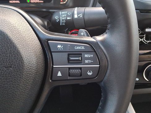 Used 2023 Honda Accord EX-L image 22