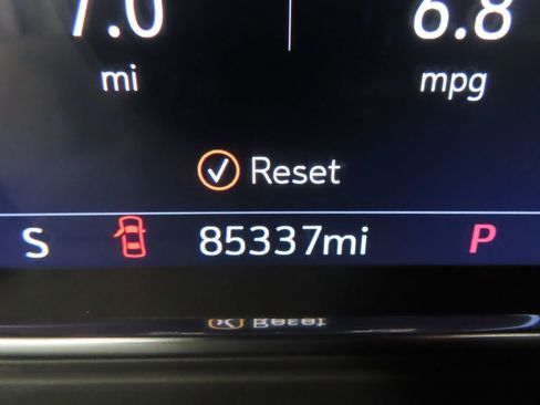 Used 2021 GMC Sierra 2500 Denali w/ Denali Ultimate Package image 16