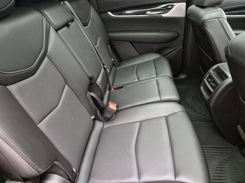 Certified 2023 Cadillac XT5 Premium Luxury AWD/4WD image 25