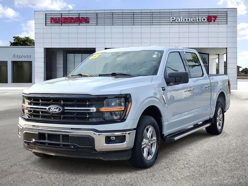 Used 2025 Ford F150 XLT w/ Equipment Group 301A Standard RWD image 3