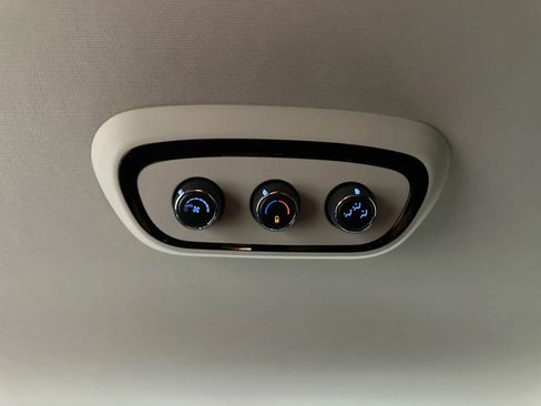 Used 2021 Dodge Durango SXT image 45