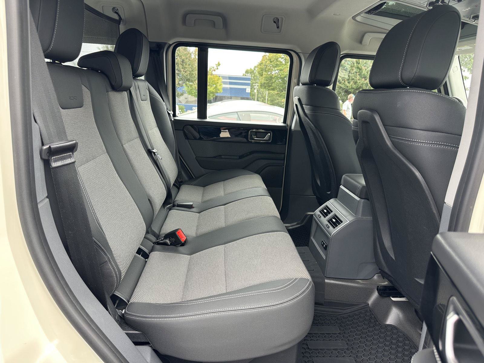 Used 2024 INEOS Grenadier Station Wagon AWD/4WD image 19