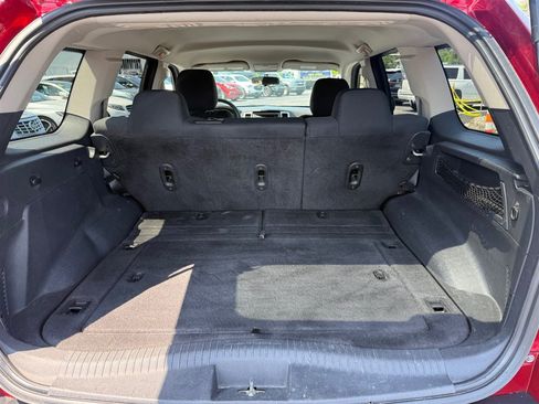 Used 2010 Jeep Grand Cherokee Laredo RWD image 12