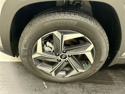 Used 2024 Hyundai Tucson Limited image 8