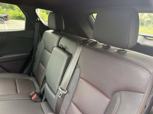 Used 2023 Chevrolet Blazer RS FWD image 11