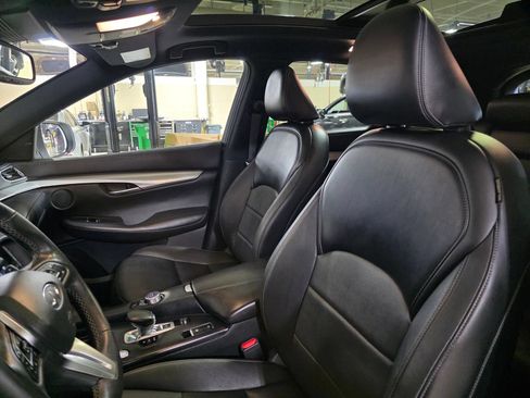 Used 2020 INFINITI QX50 Essential w/ Edition 30 Package FWD image 22