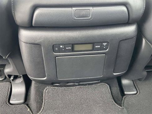 Certified 2024 Nissan Armada SL w/ Captain's Chairs Package image 11