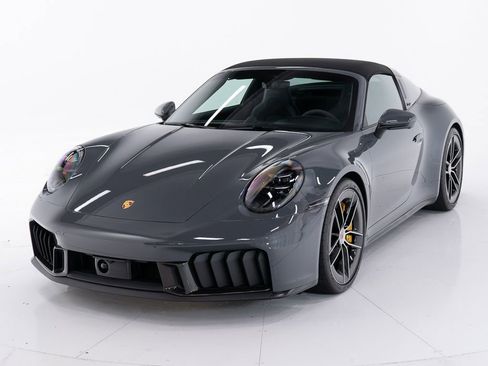 Used 2025 Porsche 911 Targa 4 GTS AWD/4WD image 10