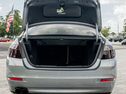 Used 2016 BMW 528i Sedan RWD image 8