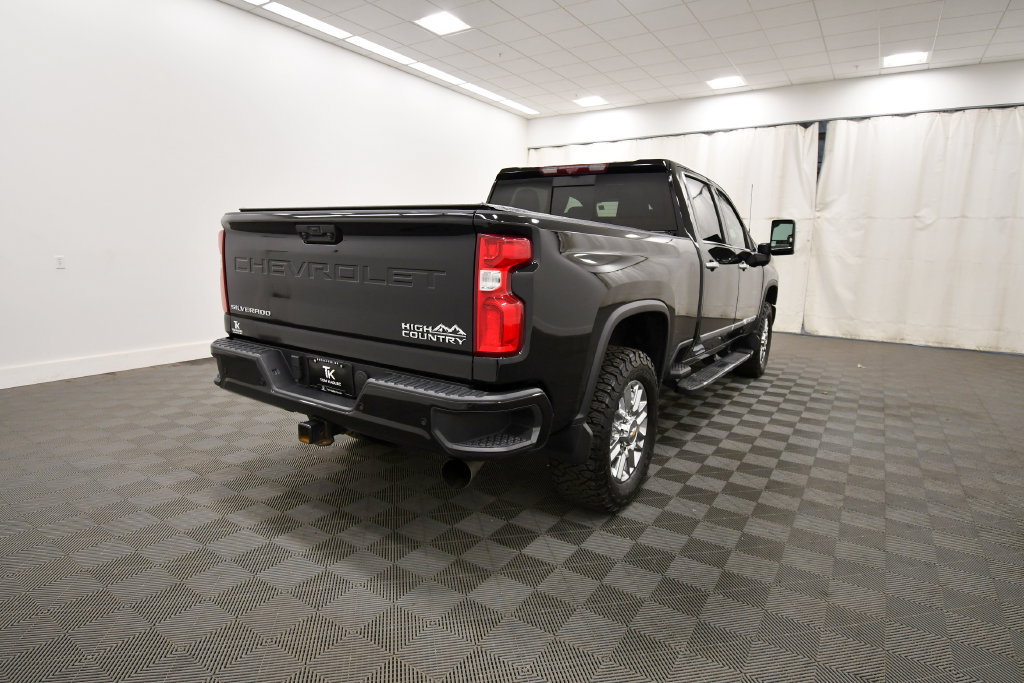 Used 2024 Chevrolet Silverado 3500 High Country w/ High Country Premium Package AWD/4WD image 8